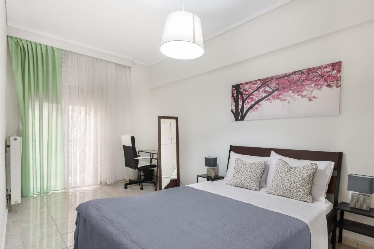 New! By The Sea Apartment Rohini Tesalonika Bagian luar foto